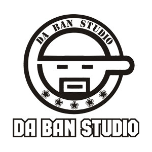 Наклейка на машину "DA BAN STUDIO"