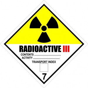 Наклейка на машину "Знак опасности. Radioactive 3. Класс опасности 7"